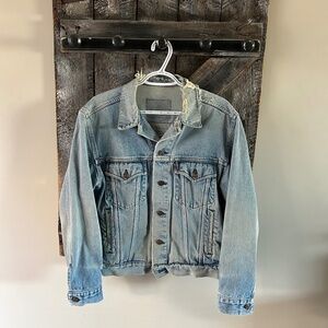 Men's Vintage Levi's Orange Tab Jacket w/Logo on the Back & Grunge Look